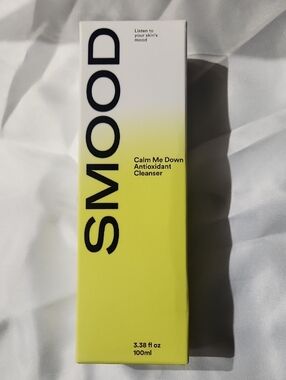 SMOOD Calm Me Down Antioxidant Cleanser - Yellow/White